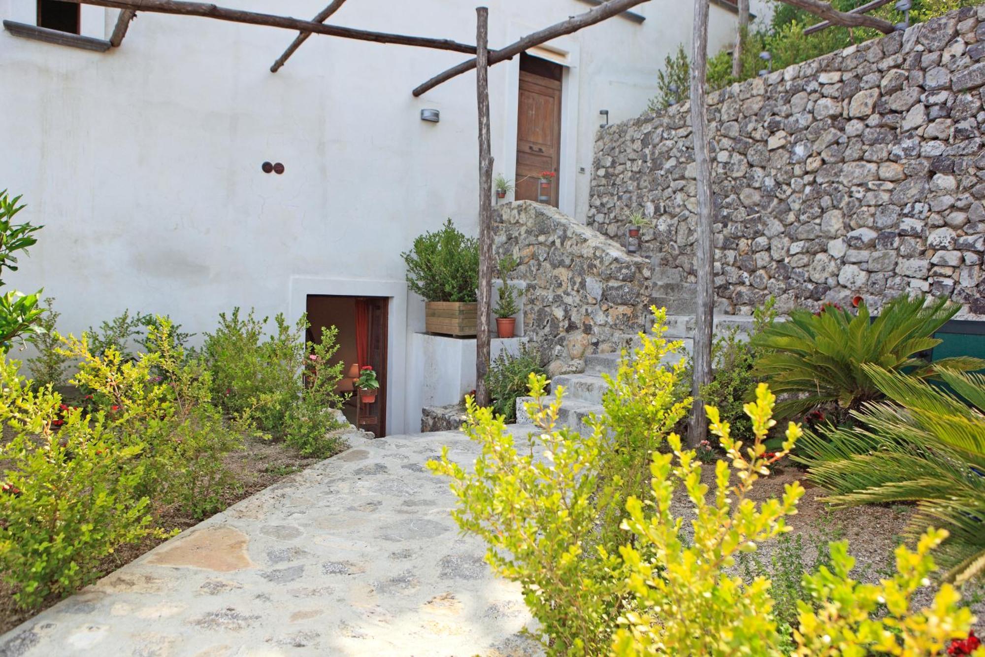 L'Antico Borgo Dei Limoni Bed and Breakfast Αμάλφι Εξωτερικό φωτογραφία